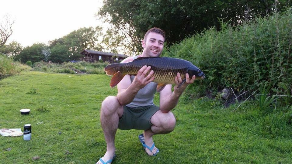 Marsh Water Ponds Fishery Villa Kidwelly Kültér fotó