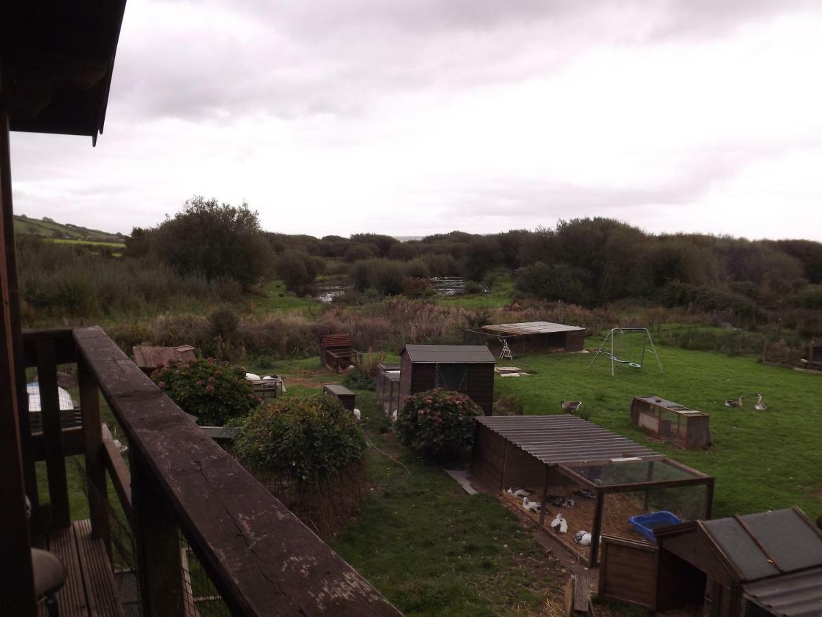 Marsh Water Ponds Fishery Villa Kidwelly Kültér fotó